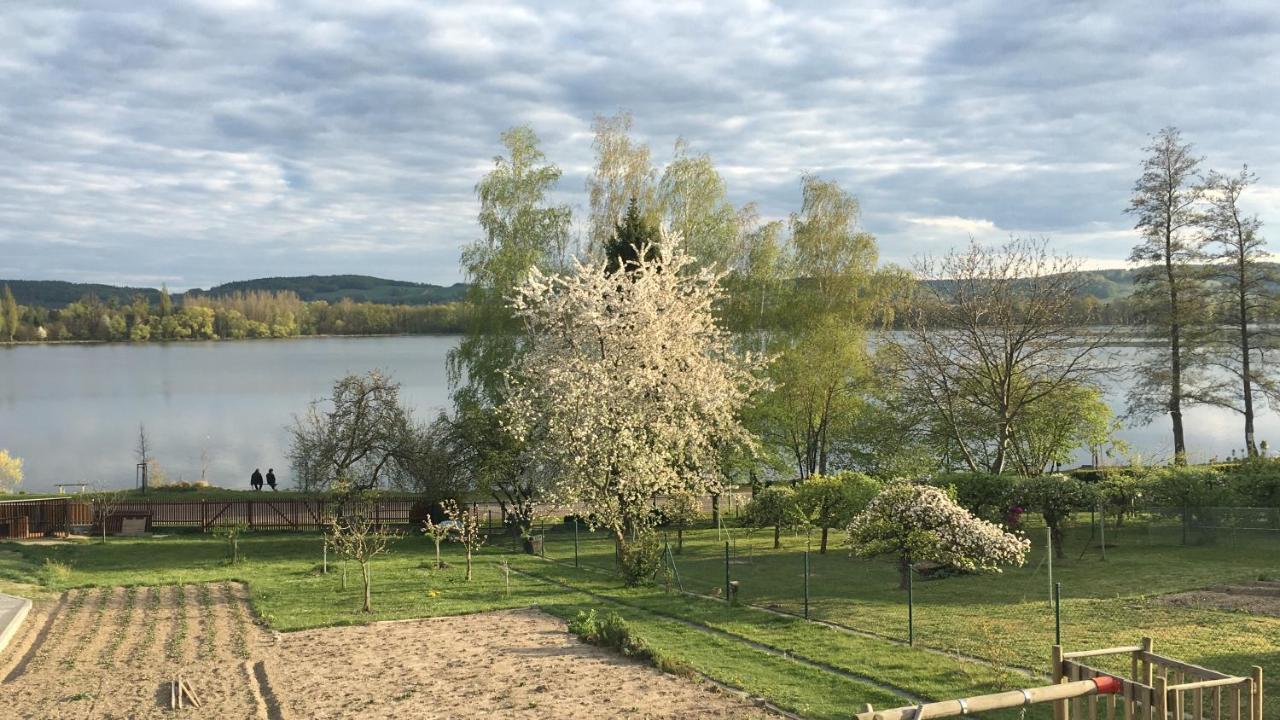 Apartman Krasna Vyhlidka Dolni Benesov Bagian luar foto