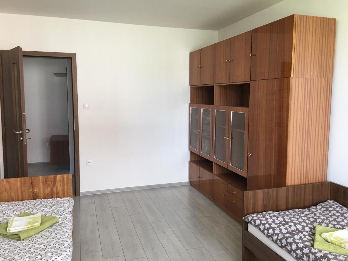 Apartman Krasna Vyhlidka Dolni Benesov Bagian luar foto
