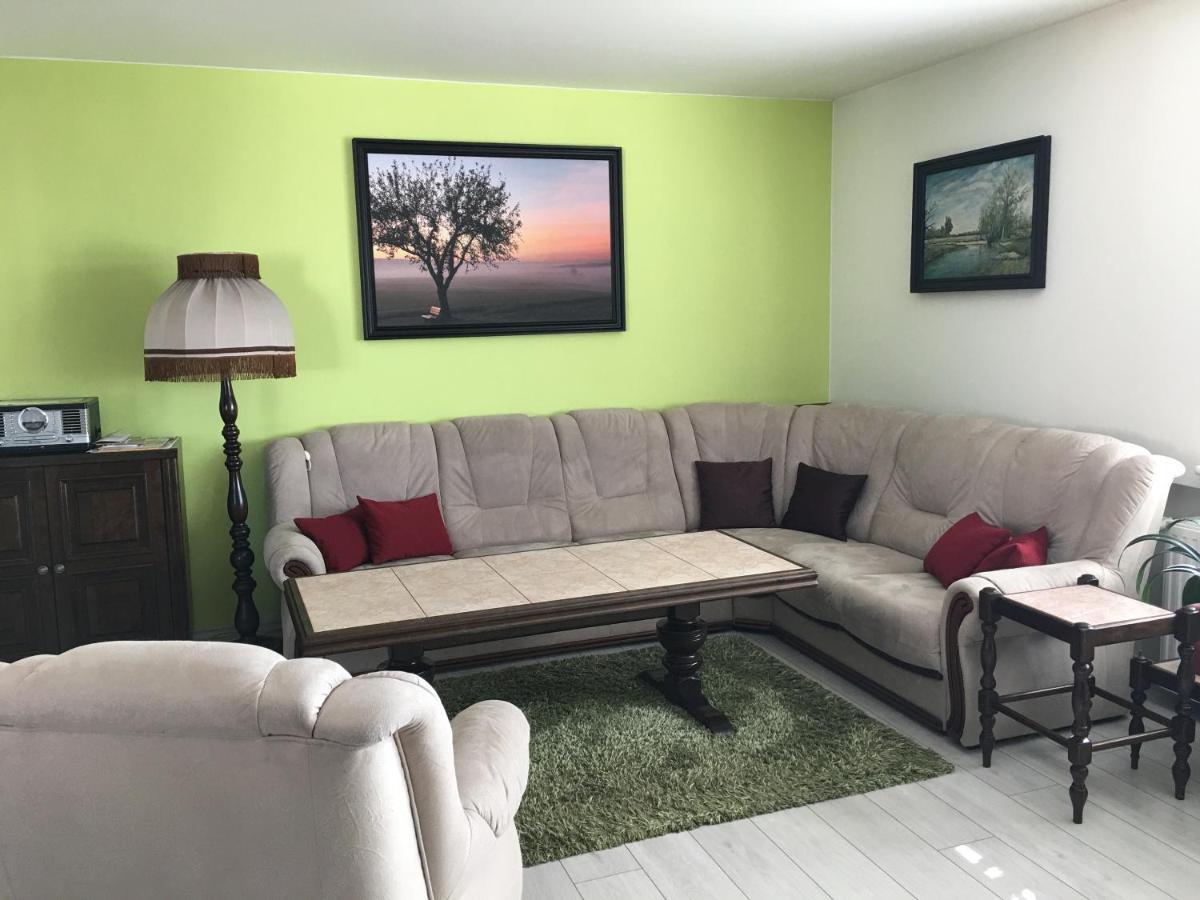 Apartman Krasna Vyhlidka Dolni Benesov Bagian luar foto